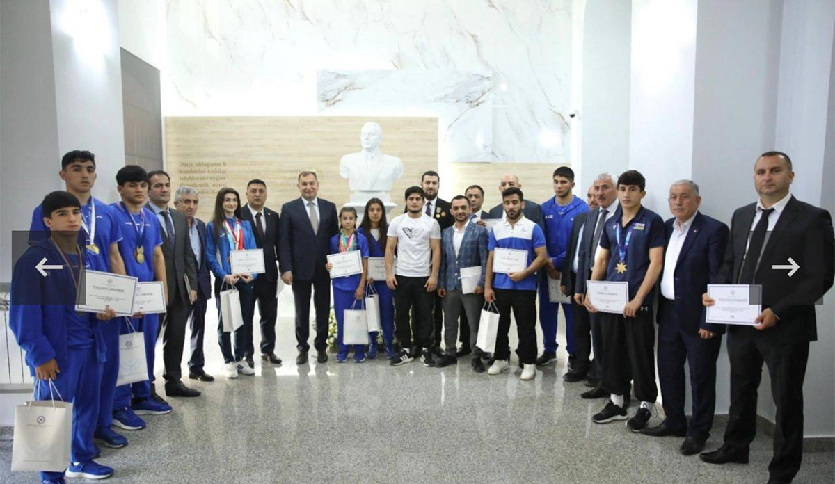 Azerbaijan Trade Unions Confederation holds meeting with AHIITA athletes and coaches-teachers