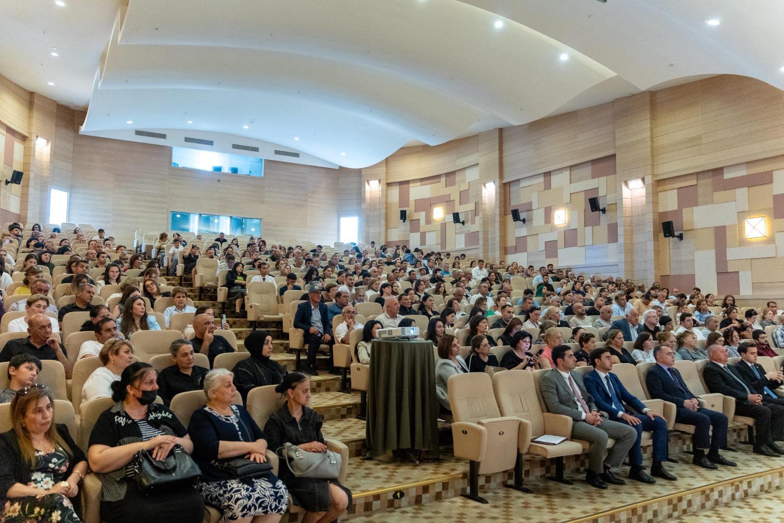 Qurban bayramı ilə əlaqədar aztəminatlı ittifaq üzvlərinə maddi dəstək göstərilib