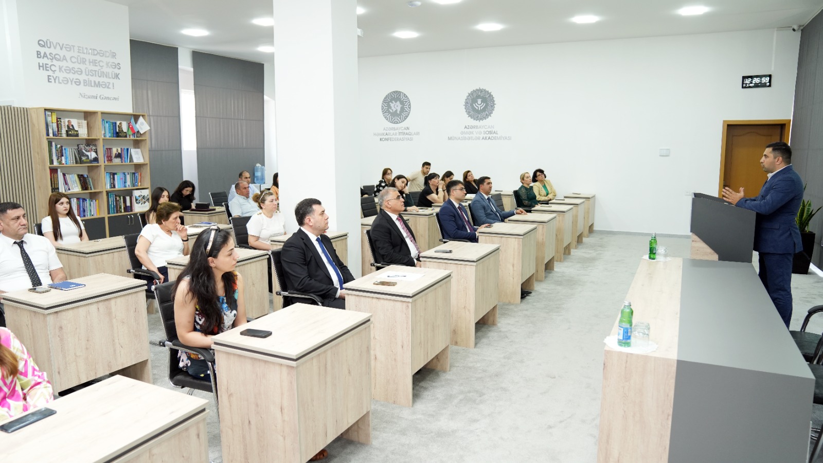 Konfederasiyanın Əmək və Sosial Münasibətlər Akademiyasında beynəlxalq imtahan mərkəzləri yaradılacaq